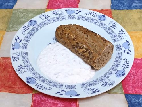 Pomazánka z ředkviček, tvarohu a česneku – Snadné recept z Česko kuchyně, hotový za Do 30 minut